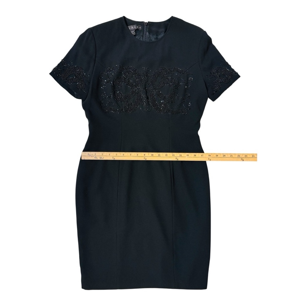Vintage MARIANNA Embellished
Beaded Black Formal Sheath Dress Size 10 - Picture 4 of 5